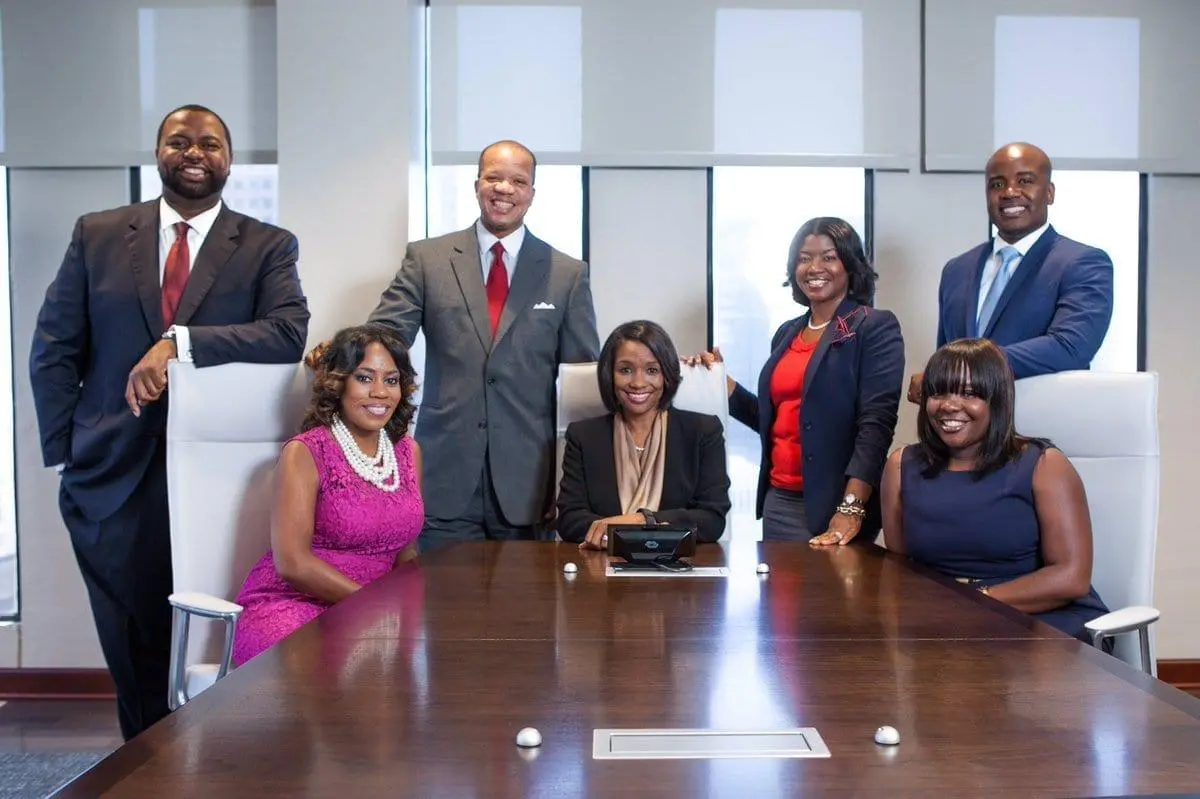 Services and Products⁣ Unique to Black-Owned Banks