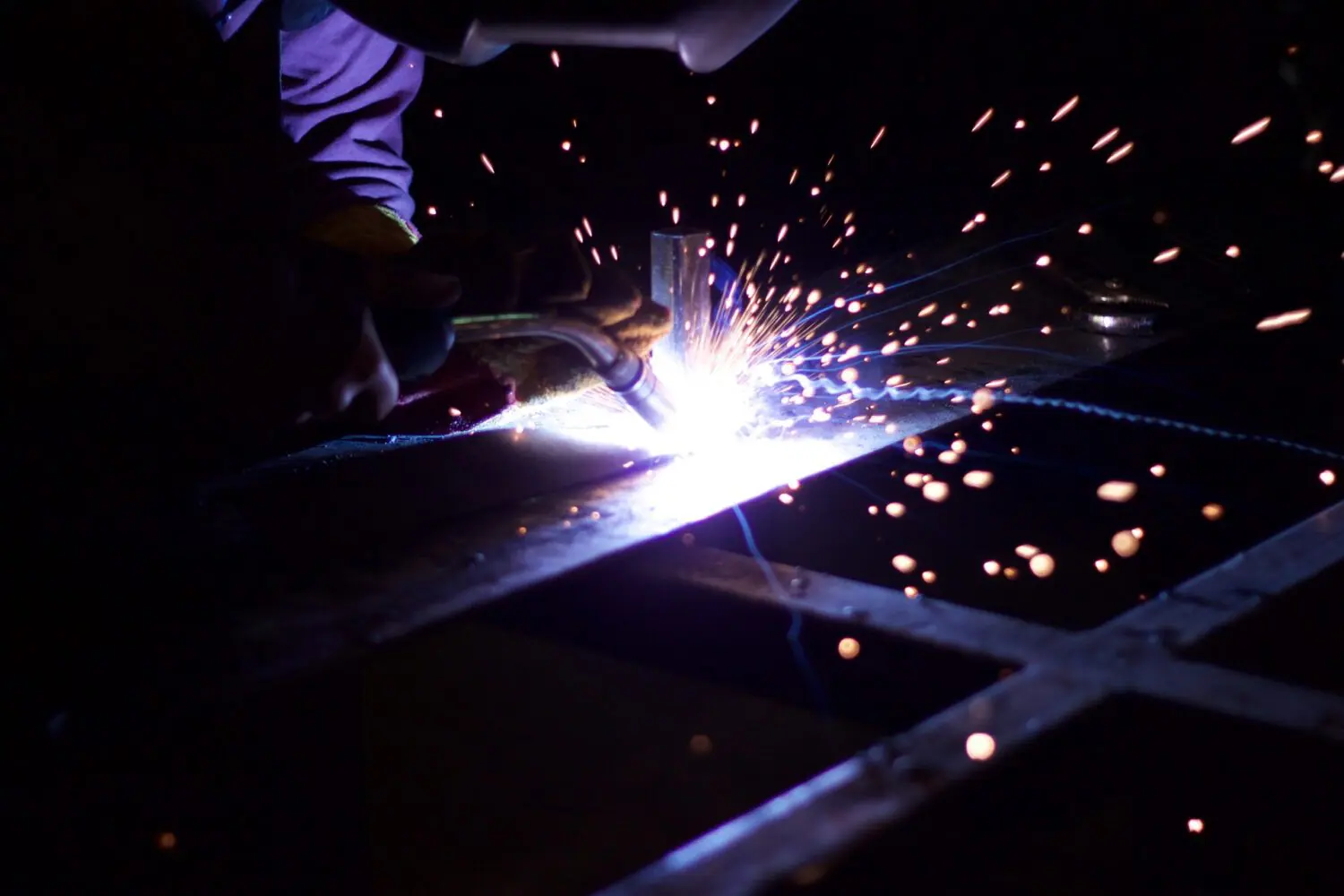 metalworking-1405852_1920