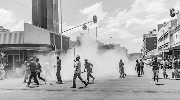 Luanda Is Burning
