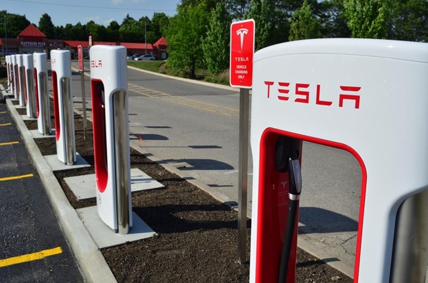 Tesla Stock Makes Its Way Down the Slope