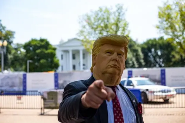 To Bank on Trump’s “Debanking” Order or Not