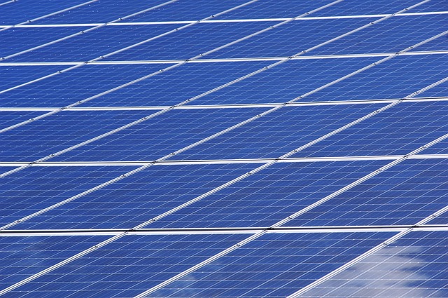 andreas160578-photovoltaic-2138994_640